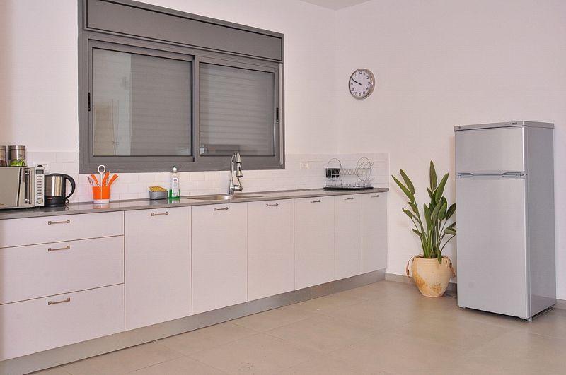 צפונה בנוף כנרת- מטבח כללי, וילה צפונה בנוף כנרת, וילה  בנוף כנרת וילות - Vila