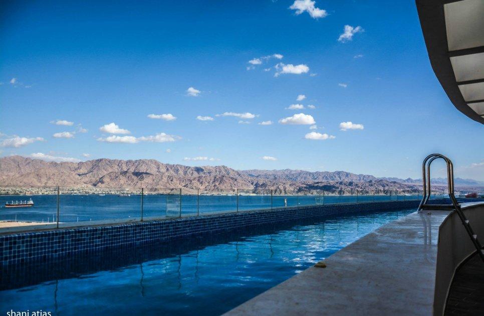 פנטהאוז מהחלומות - בריכת שחייה מתחם חיצוני ובריכה, פנטהאוז מהחלומות, וילה  באילת וילות - Vila