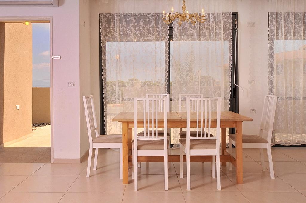 5993 סוויטות אירוח, וילה צפונה בנוף כנרת, וילה  בנוף כנרת וילות - Vila