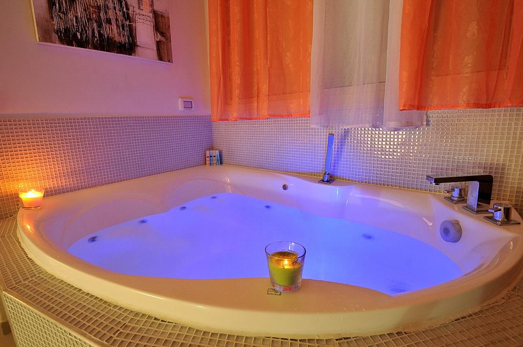 6012 סוויטות אירוח, וילה צפונה בנוף כנרת, וילה  בנוף כנרת וילות - Vila