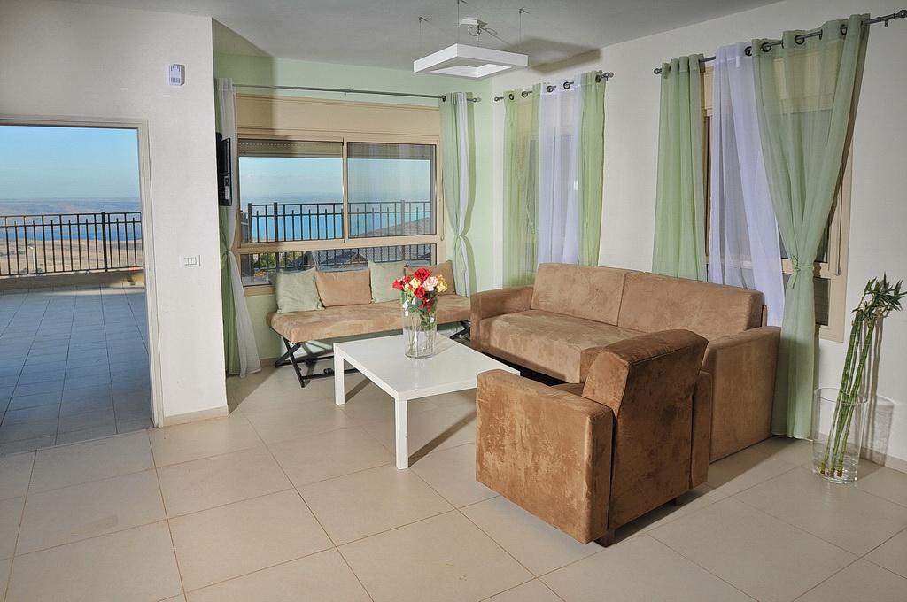 6015 סוויטות אירוח, וילה צפונה בנוף כנרת, וילה  בנוף כנרת וילות - Vila