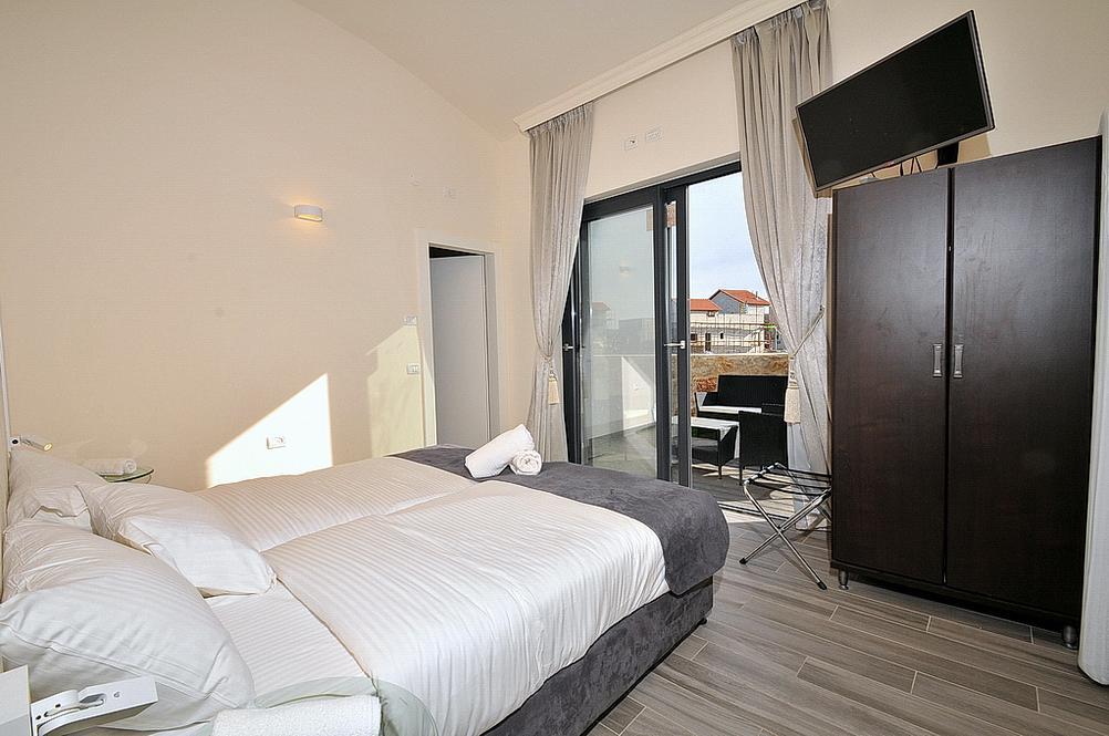 8870 גלריה כללית, וילת בוטיק מהדרין, וילה  באור הגנוז וילות - Vila