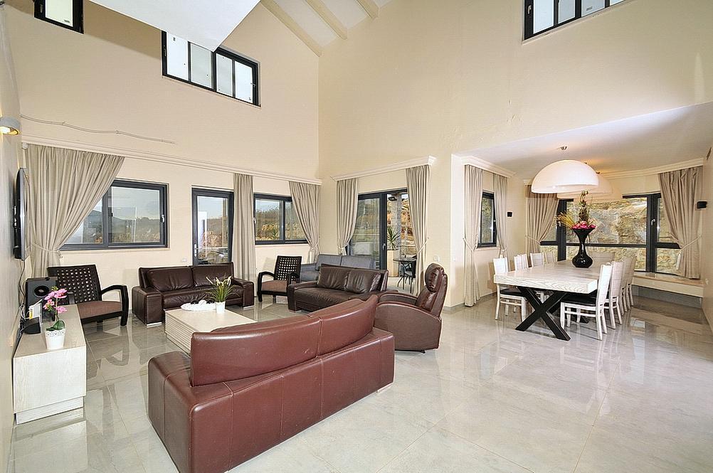 8883 גלריה כללית, וילת בוטיק מהדרין, וילה  באור הגנוז וילות - Vila