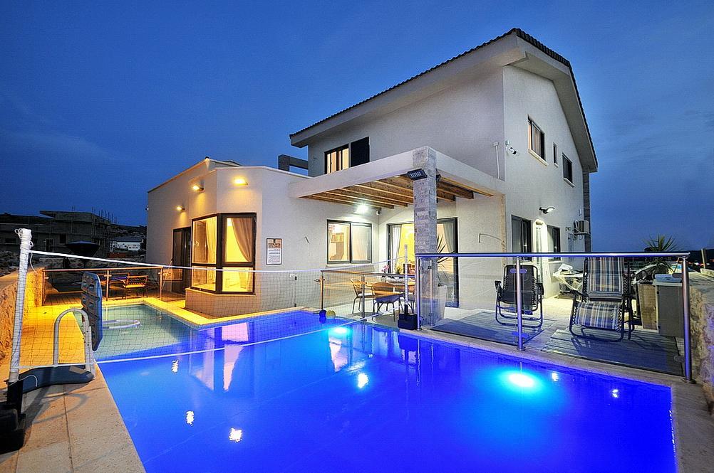 8919 מתחם חיצוני, וילת בוטיק מהדרין, וילה  באור הגנוז וילות - Vila