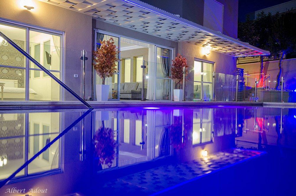 11280 המתחם החיצוני, וילה כינור דוד המלך, וילה  במנות וילות - Vila