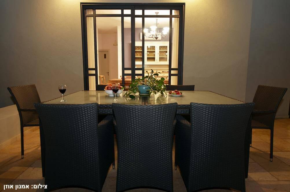 11993 המתחם החיצוני, וילה הבית במושבה, וילה  במגדל וילות - Vila