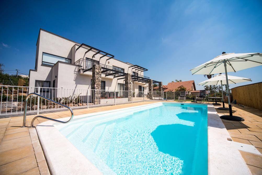 12009 הבריכה והנוף, וילה הבית במושבה, וילה  במגדל וילות - Vila