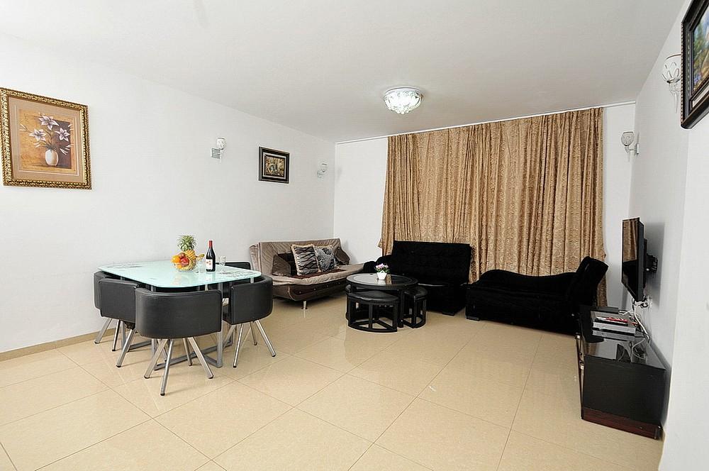 12414 אחוזת הכתר, וילה אחוזת הכתר, וילה  במגדל וילות - Vila