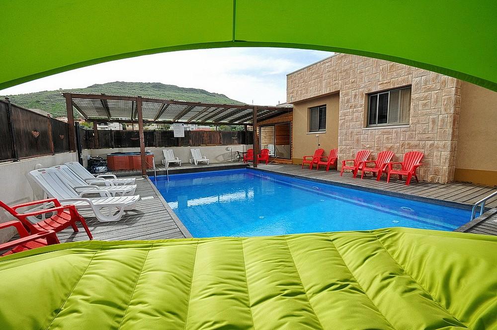 12425 בריכה וחדר האוכל, וילה אחוזת הכתר, וילה  במגדל וילות - Vila