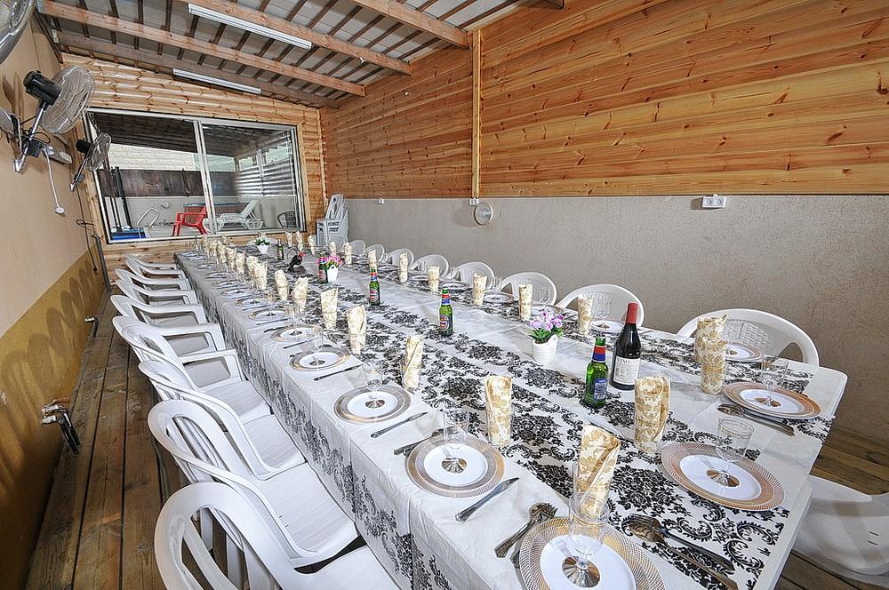 12429 בריכה וחדר האוכל, וילה אחוזת הכתר, וילה  במגדל וילות - Vila