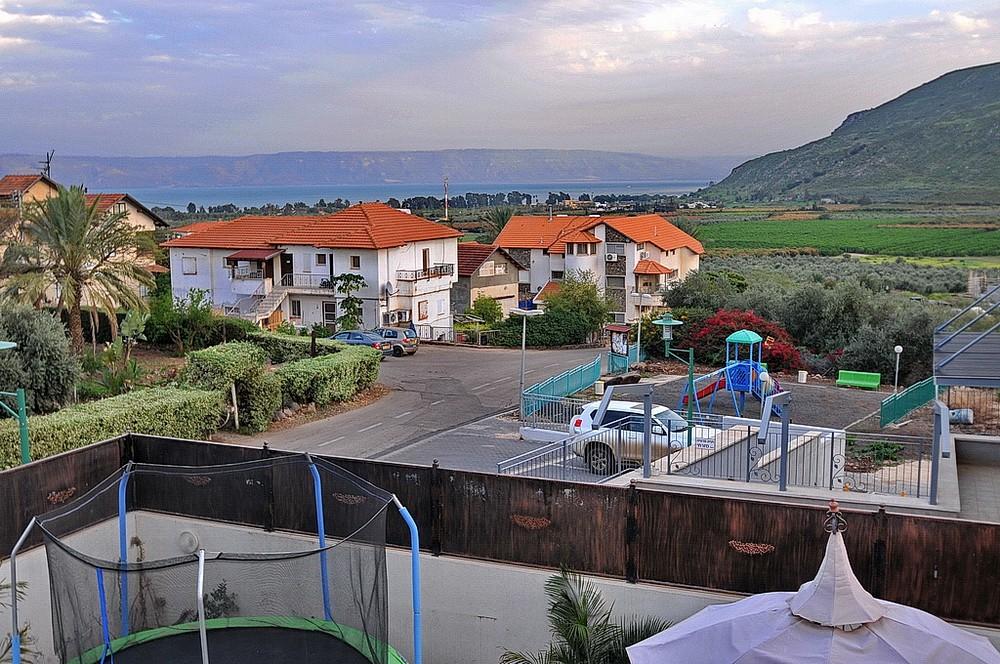 12438 בריכה וחדר האוכל, וילה אחוזת הכתר, וילה  במגדל וילות - Vila