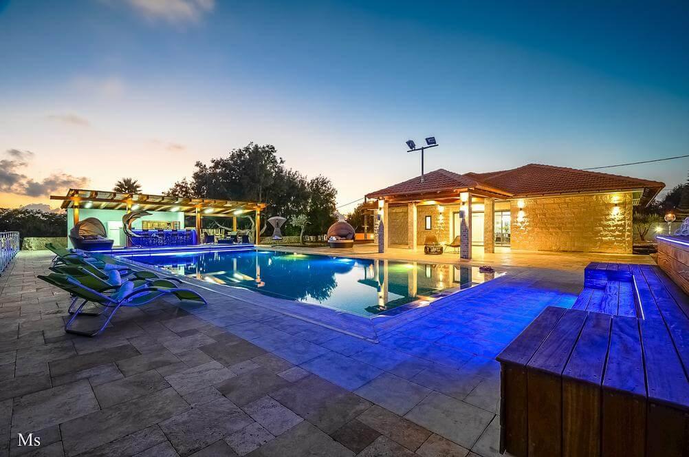 16549 מתחם חיצוני, אחוזת צוריאל - וילת יוקרה, וילה  בצוריאל וילות - Vila