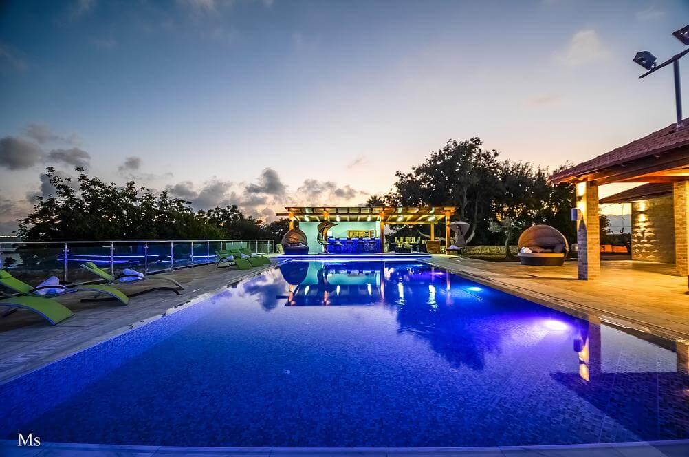 16554 מתחם חיצוני, אחוזת צוריאל - וילת יוקרה, וילה  בצוריאל וילות - Vila