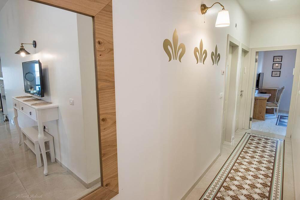 16931 פנים הוילה, וילה פלורין, וילה  במנות וילות - Vila