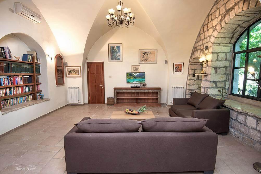 18059 הוילה, אצולת אירופה - שערי צפת, וילה  בצפת וילות - Vila