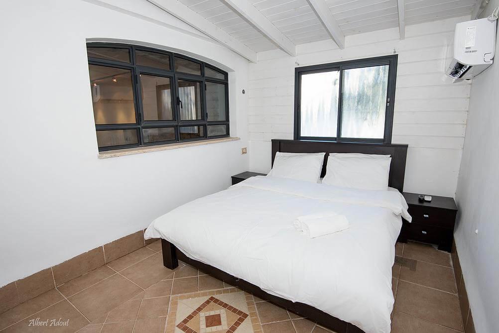 18063 הוילה, אצולת אירופה - שערי צפת, וילה  בצפת וילות - Vila