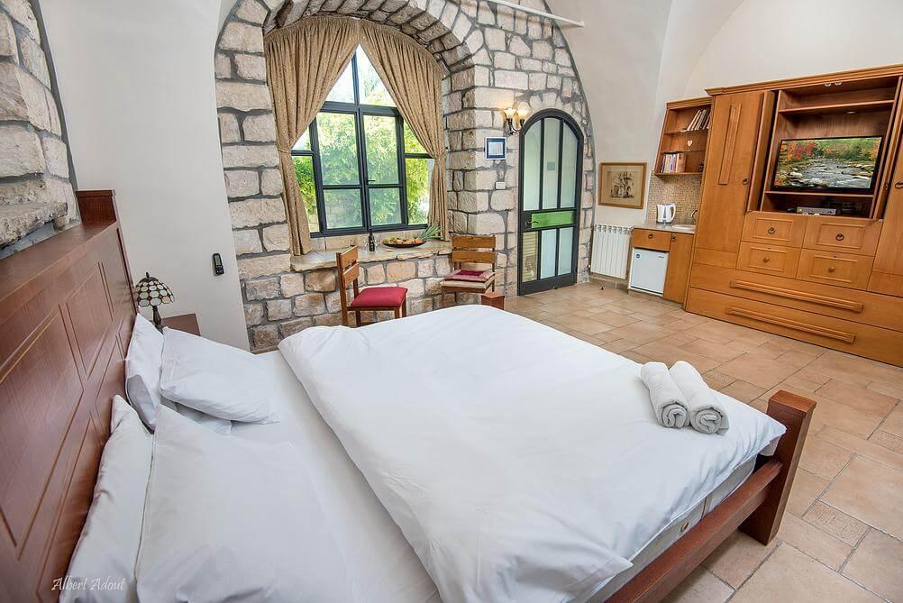 18068 הסוויטות, אצולת אירופה - שערי צפת, וילה  בצפת וילות - Vila