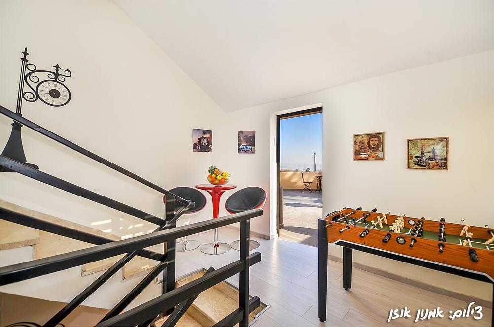 18374 פנים הוילה, אחוזת מור, וילה  באליפלט וילות - Vila