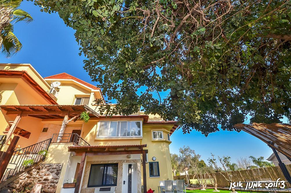 18411 מתחם חיצוני, אחוזת מור, וילה  באליפלט וילות - Vila