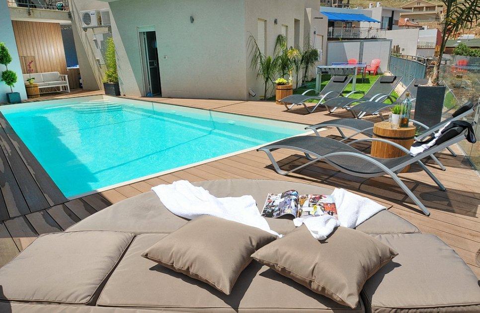 23013 מתחם חיצוני, וילה נוף לגליל, וילה  בנוף כנרת וילות - Vila