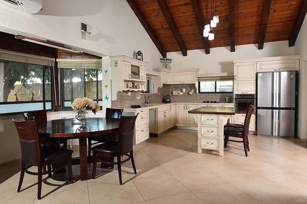 28075 פנים הוילה, הוילה בכרמים, וילה  בעלמה וילות - Vila