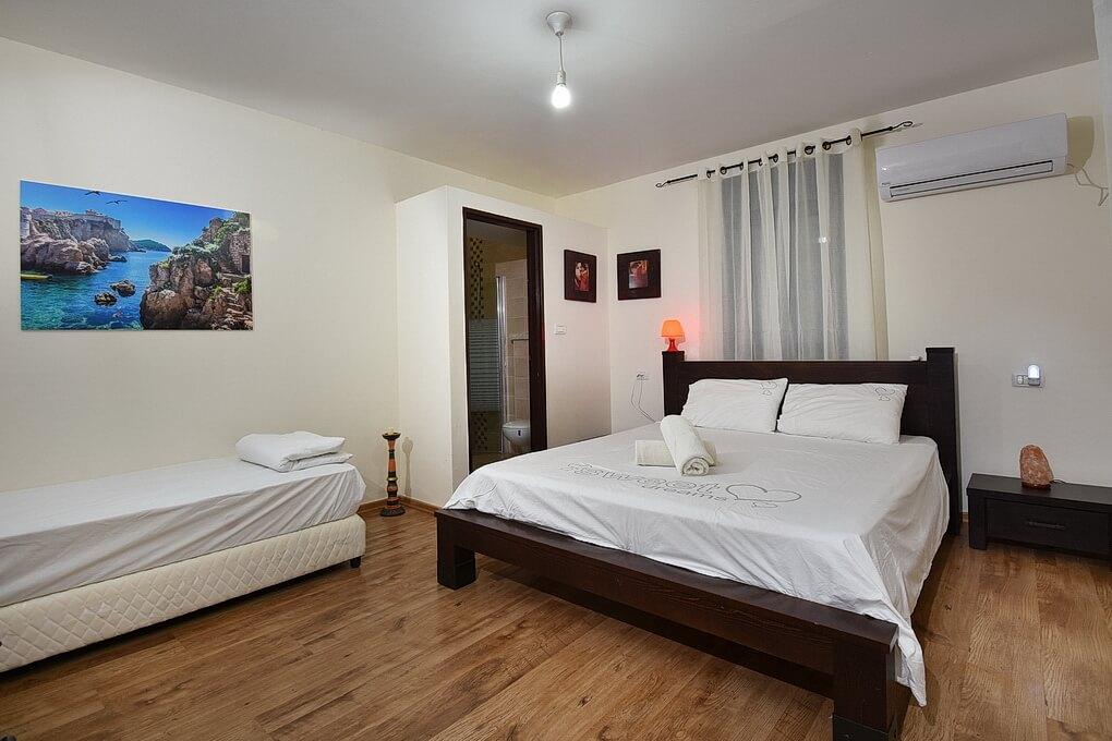 28084 פנים הוילה, הוילה בכרמים, וילה  בעלמה וילות - Vila