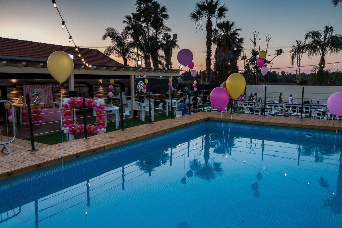 34114 אירועים פרטיים ועיסקיים, וילה חלום בחווה, וילה  בחדרה וילות - Vila