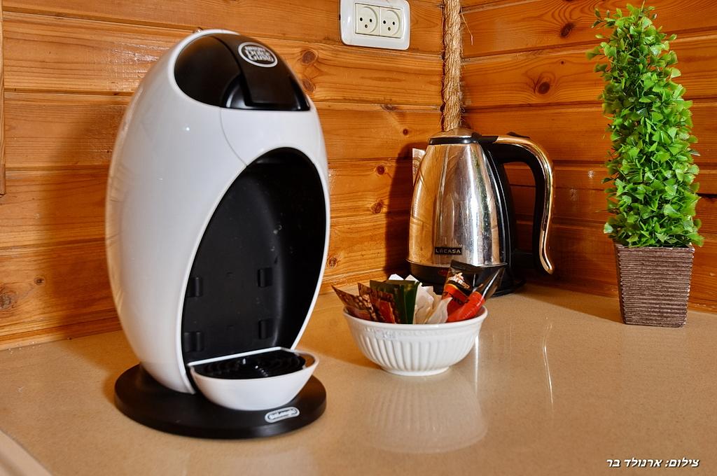 35187 פנים הצימרים, אגם בגליל, וילה  בעבדון וילות - Vila