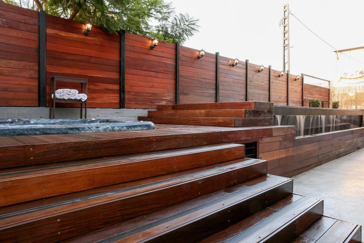 37196 , הבית האורבני, וילה  בפתח תקווה וילות - Vila