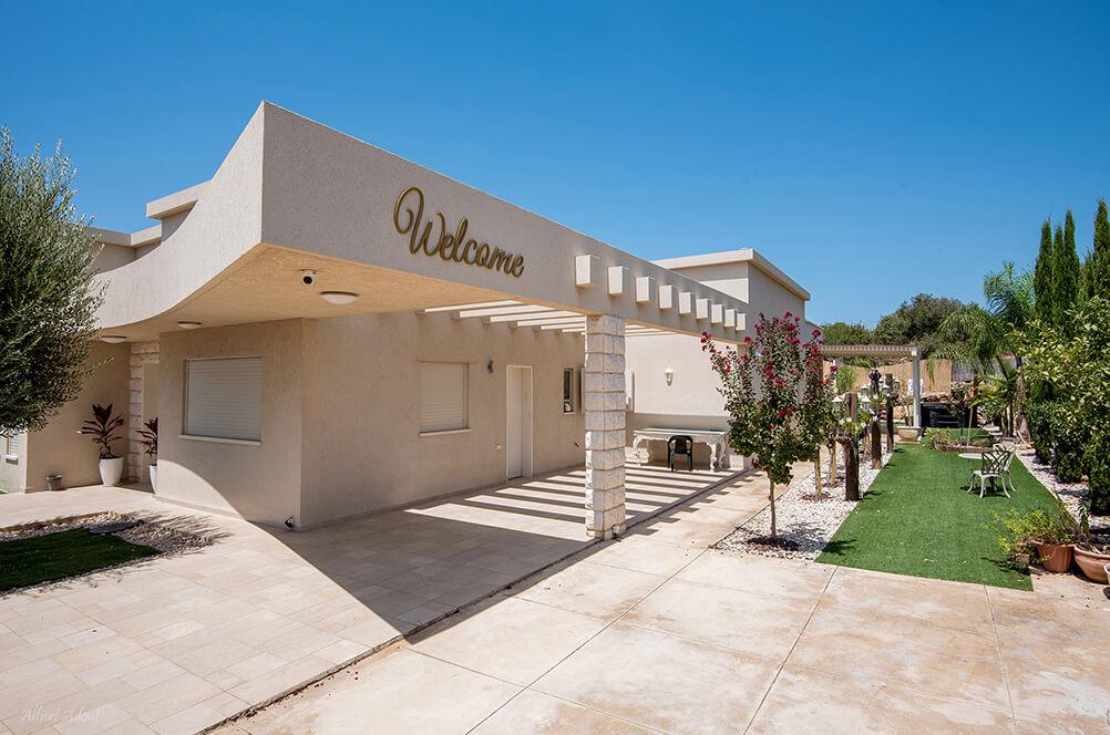 40243 מתחם חיצוני, וילה פלורין, וילה  במנות וילות - Vila