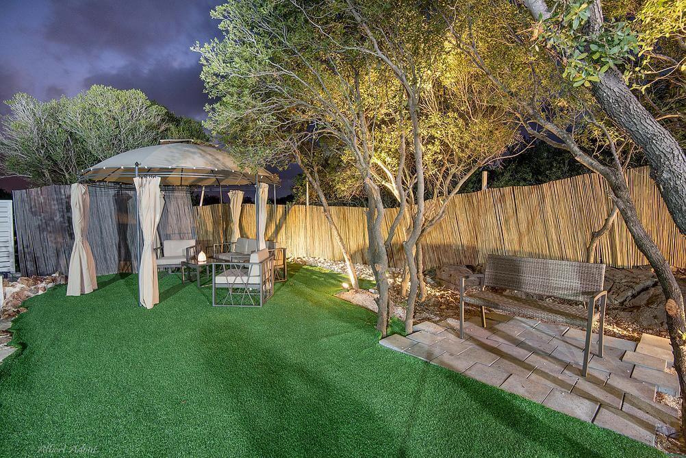 40244 מתחם חיצוני, וילה פלורין, וילה  במנות וילות - Vila