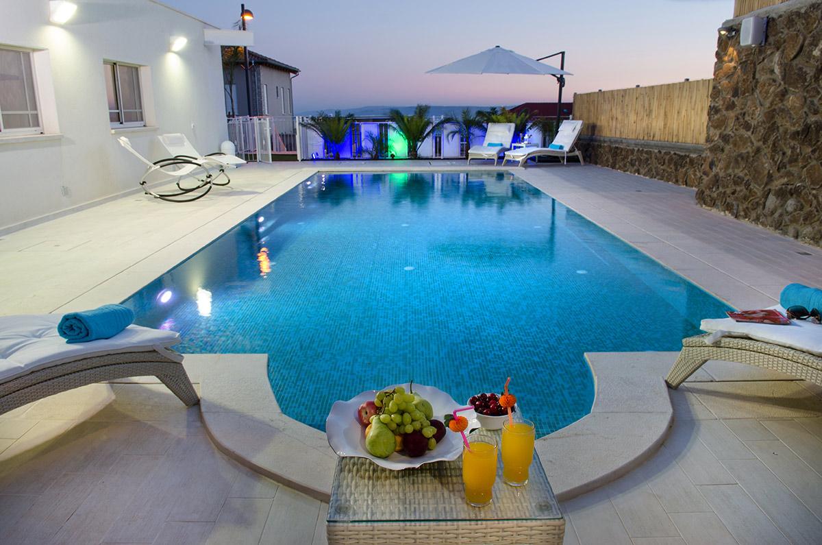 44646 סוויטות נוף, לה וילה בלנקה, וילה  בחד נס וילות - Vila