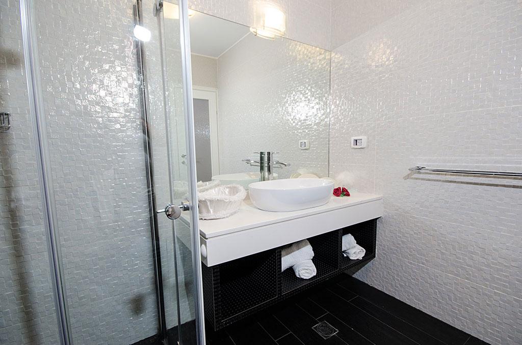 44654 סוויטות גן, לה וילה בלנקה, וילה  בחד נס וילות - Vila