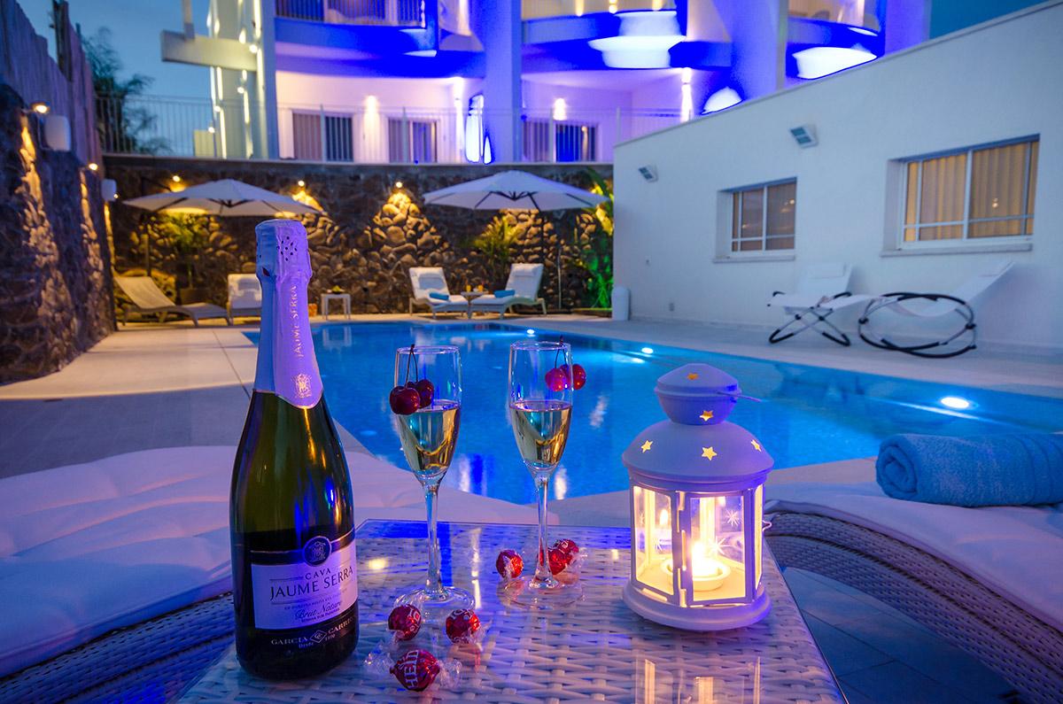 44658 סוויטות גן, לה וילה בלנקה, וילה  בחד נס וילות - Vila