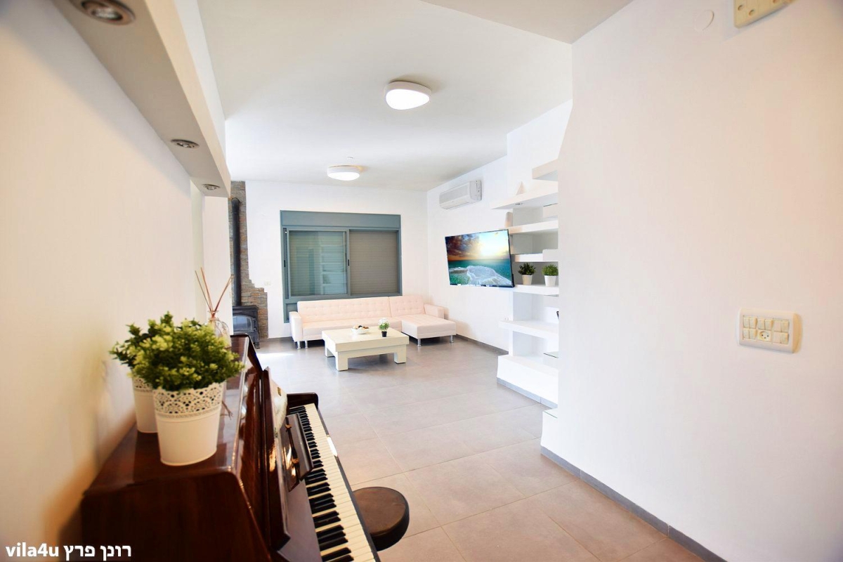 44710 מתחם פנימי, אחוזת דוד בגליל, וילה  בהזורעים וילות - Vila