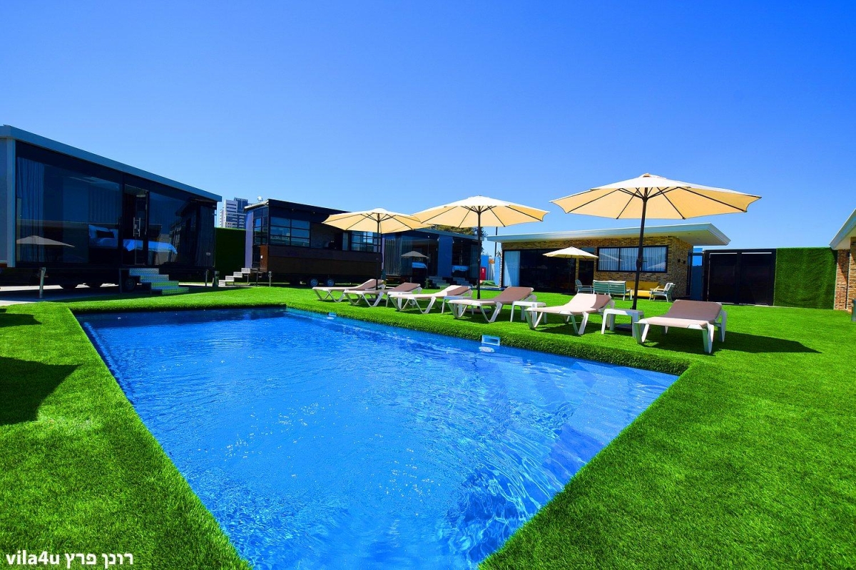 46150 מתחם חיצוני ובריכה, בית האצילים איוונטס, וילה  בנתניה וילות - Vila
