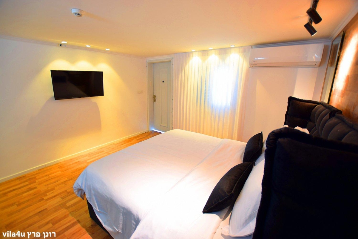 46163 מתחם פנימי, בית האצילים איוונטס, וילה  בנתניה וילות - Vila