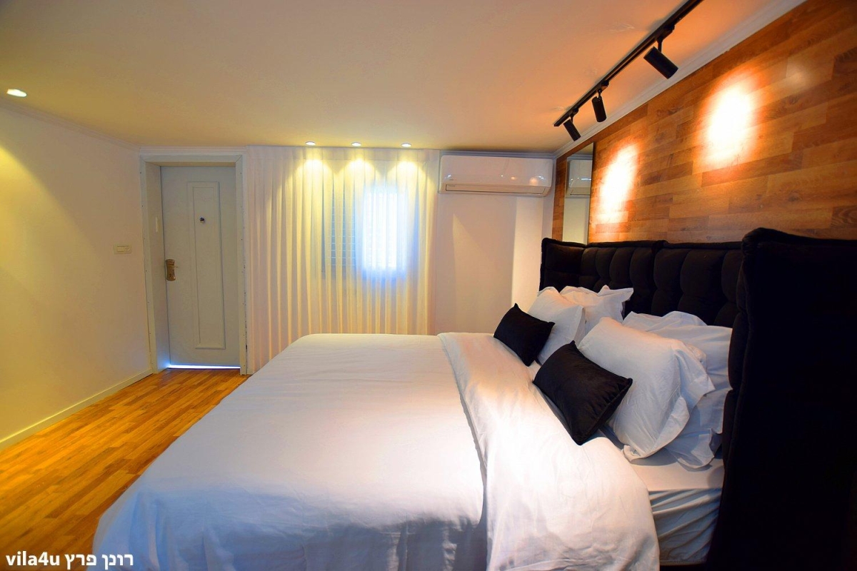 46166 מתחם פנימי, בית האצילים איוונטס, וילה  בנתניה וילות - Vila