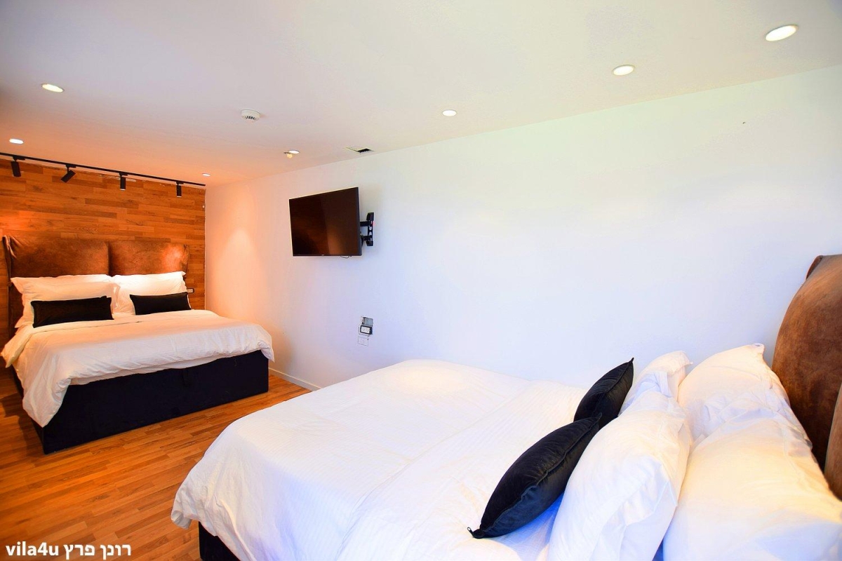 46167 מתחם פנימי, בית האצילים איוונטס, וילה  בנתניה וילות - Vila