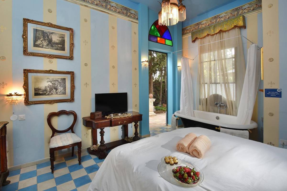 47221 פנים הוילה, וילה הארמון הכחול בוטיק, וילה  בבנימינה וילות - Vila