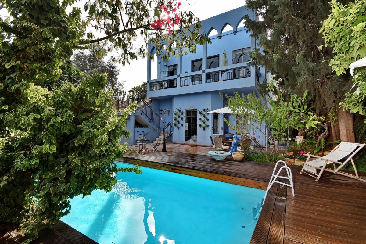 47230 החצר והבריכה, וילה הארמון הכחול בוטיק, וילה  בבנימינה וילות - Vila