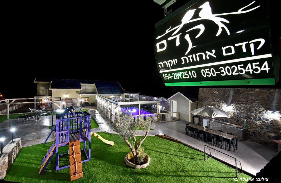 47767 החצר והבריכה, קדם אחוזת יוקרה, וילה  בספסופה וילות - Vila