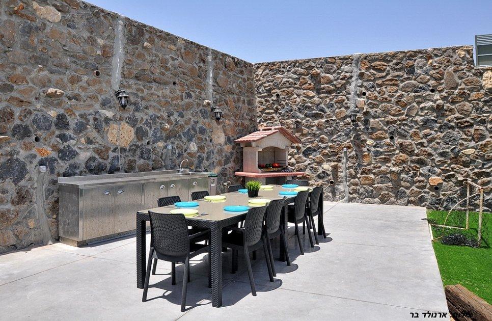 47780 החצר והבריכה, קדם אחוזת יוקרה, וילה  בספסופה וילות - Vila