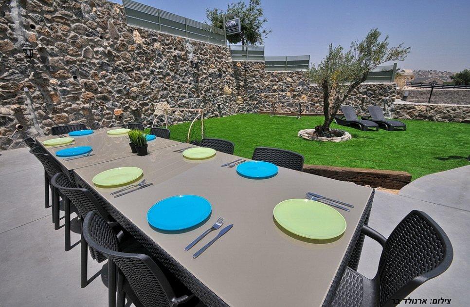 47781 החצר והבריכה, קדם אחוזת יוקרה, וילה  בספסופה וילות - Vila