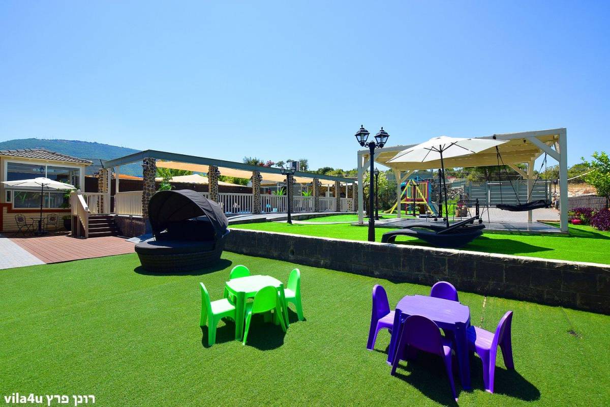 48310 החצר והבריכה, קדם אחוזת יוקרה, וילה  בספסופה וילות - Vila