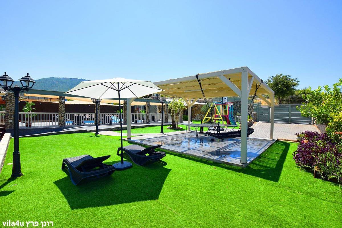 48316 החצר והבריכה, קדם אחוזת יוקרה, וילה  בספסופה וילות - Vila