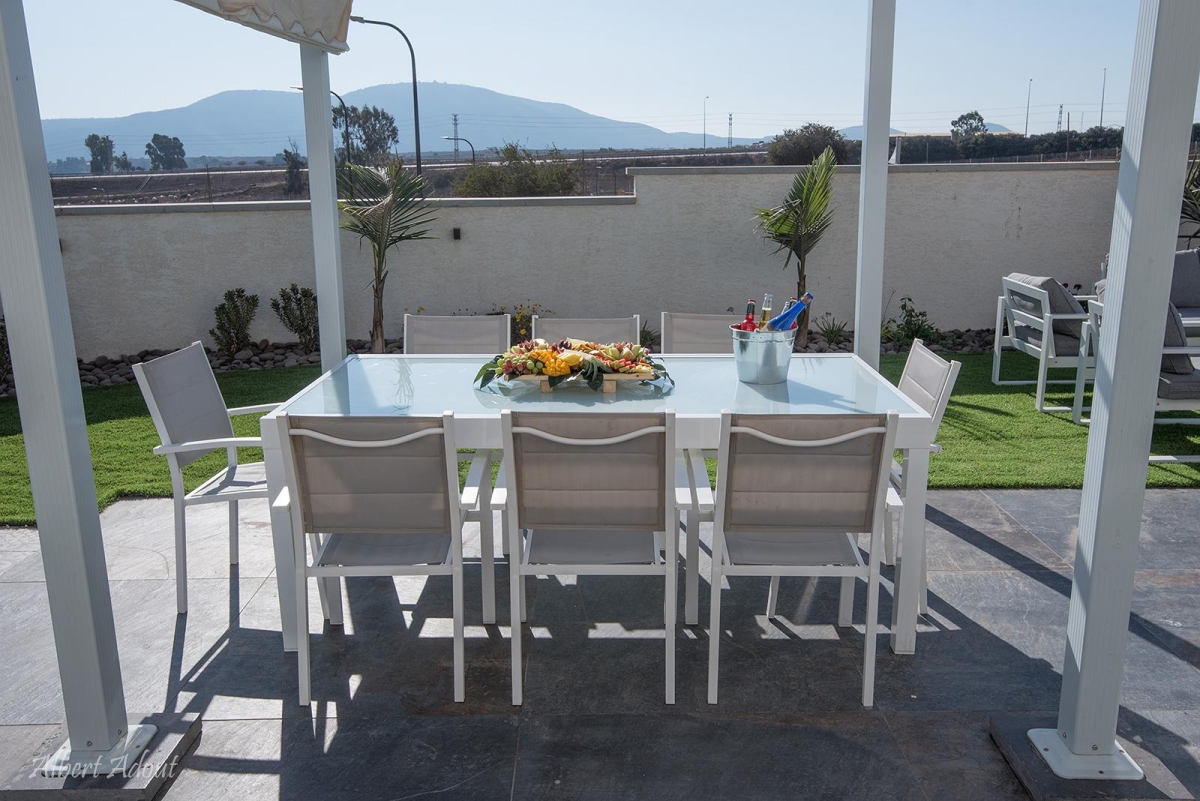 50740 מתחם החצר והבריכה, וילה נובה NOVA, וילה  בדלתון וילות - Vila