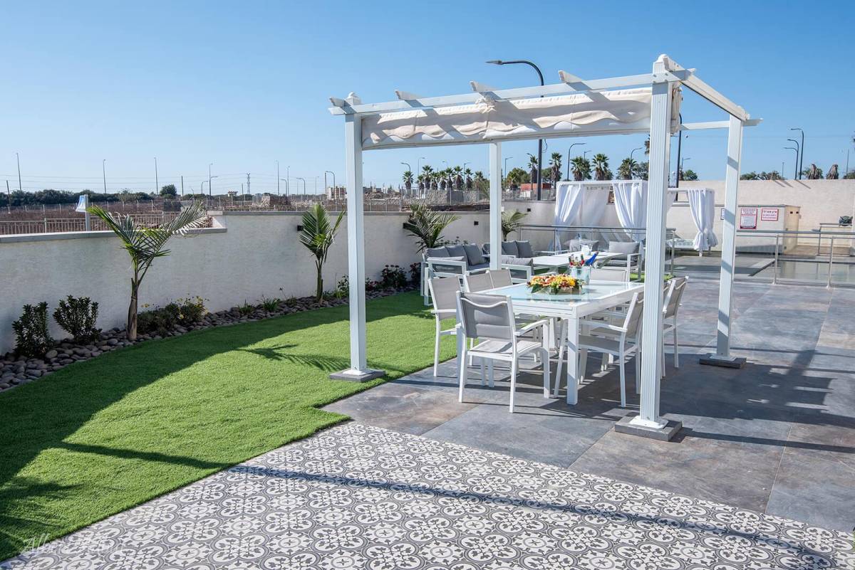 50772 מתחם החצר והבריכה, וילה נובה NOVA, וילה  בדלתון וילות - Vila