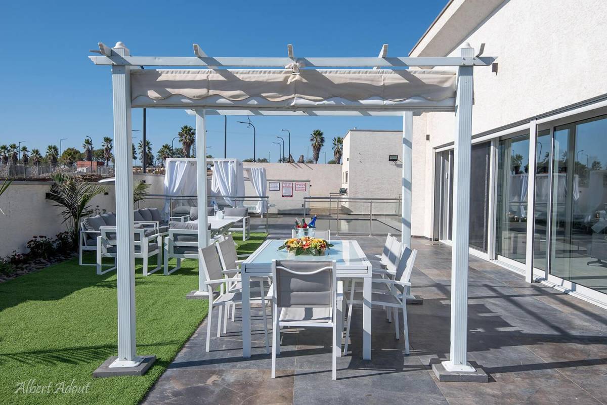 50773 מתחם החצר והבריכה, וילה נובה NOVA, וילה  בדלתון וילות - Vila