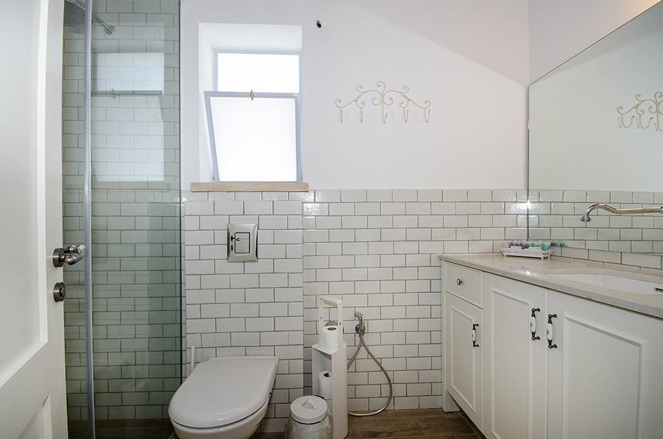 54989 היחידה במפלס הבריכה, אחוזת הכורמים, וילה  בחד נס וילות - Vila